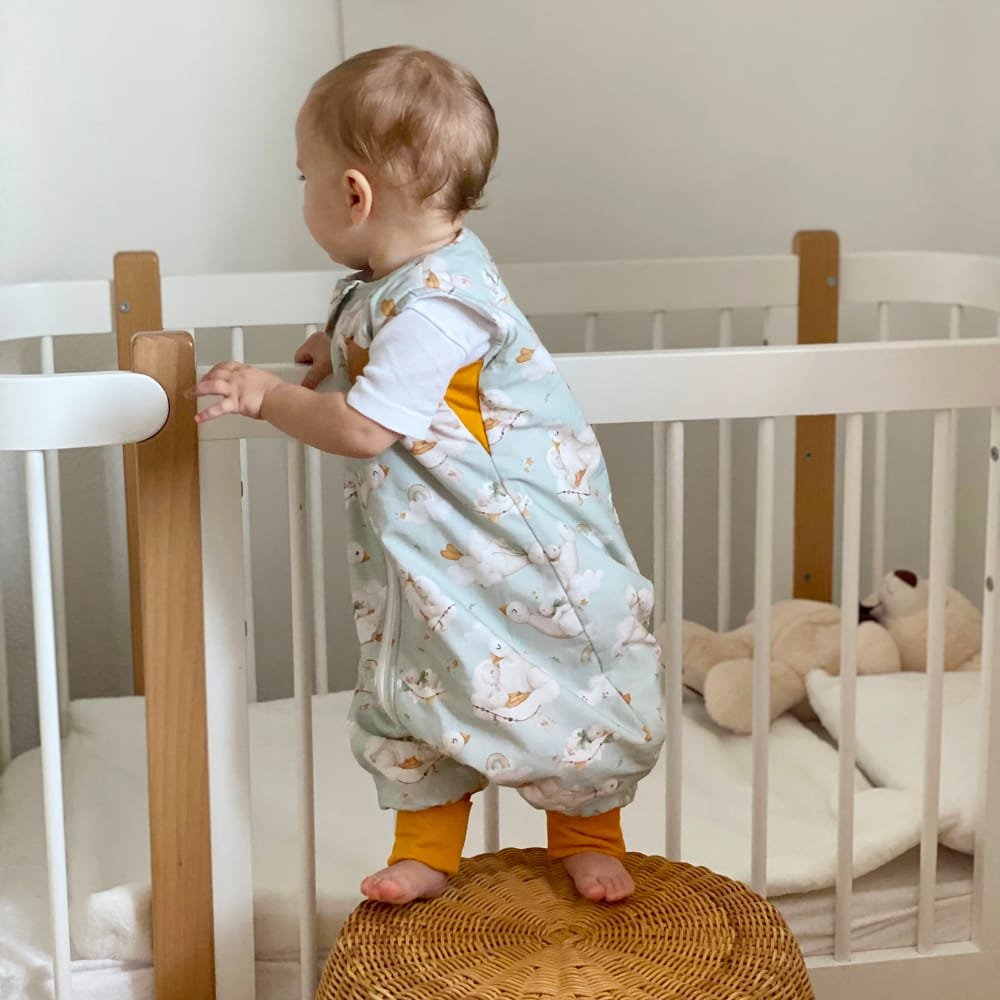 Дитячий спальник з ніжками утеплений бавовняний “Колискова гусенятка” для солодких снів.