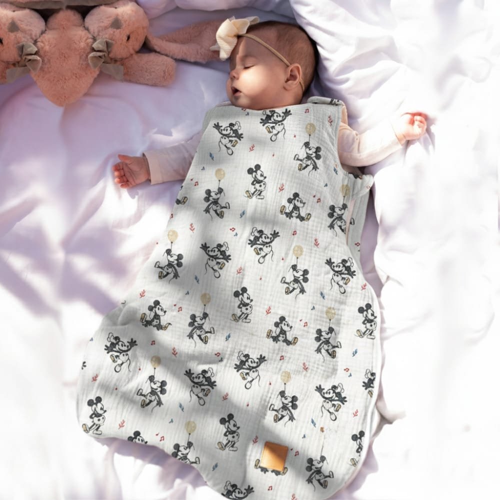 Мусліновий спальний мішок для немовлят Свято з Мікі Little Love з натуральної бавовни